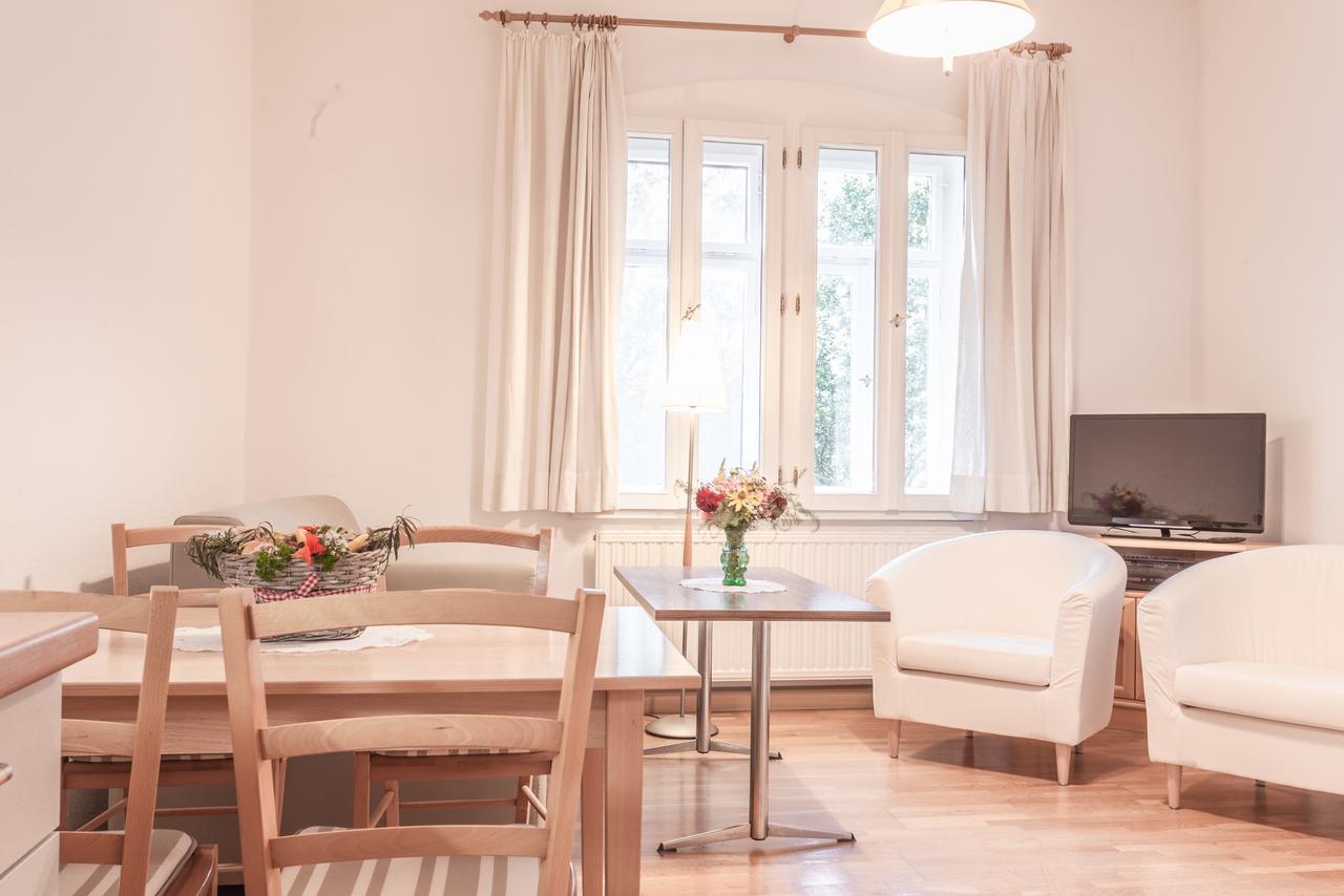 Gaestehaus Villa Rose Durrrohrsdorf 部屋 写真